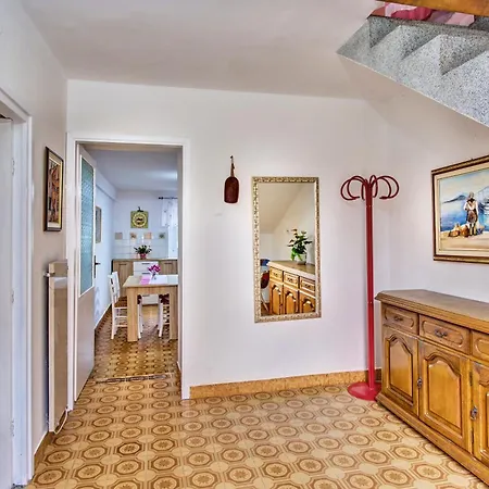 Apartment Lina Cipollina