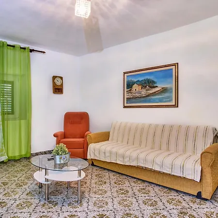 Apartment Lina Cipollina *